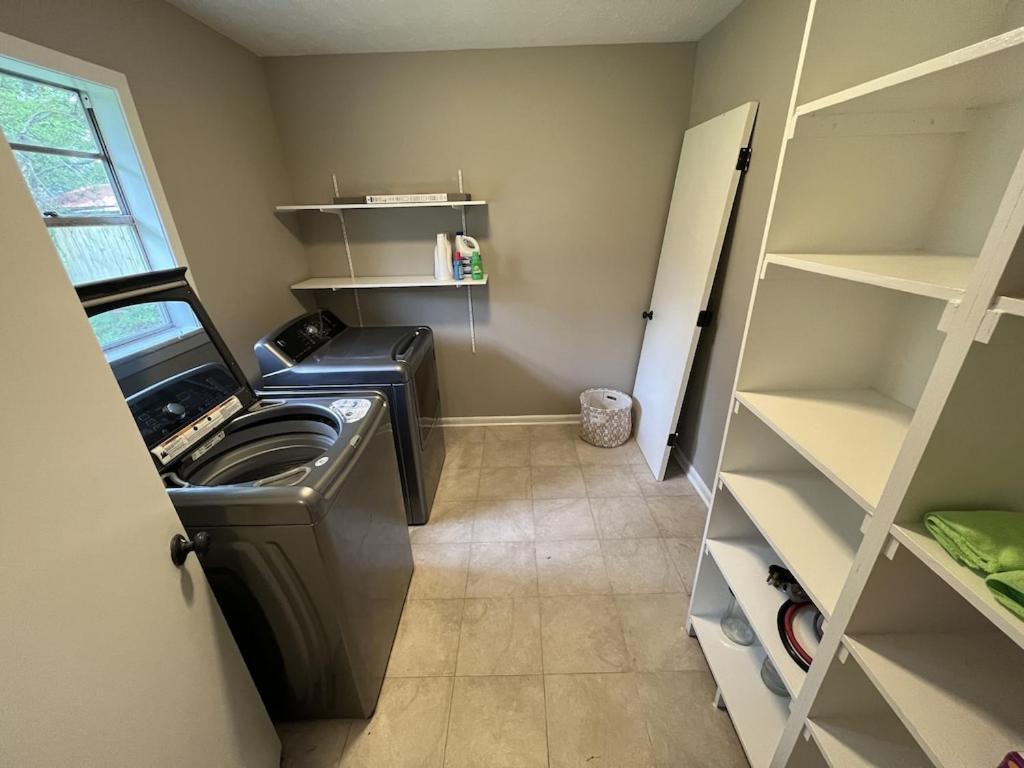 Spacious 3 Bedroom Home Near Amphitheater/Baseball/Shopping And Much More Pearl Exterior photo